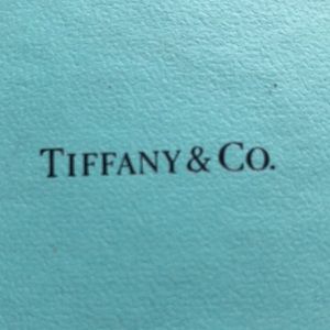 SOLD:Tiffany & Co. Elsa Peretti “O” Stud Earrings